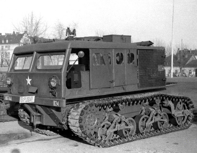 炮兵的快乐车二战m4高速重型火炮牵引车