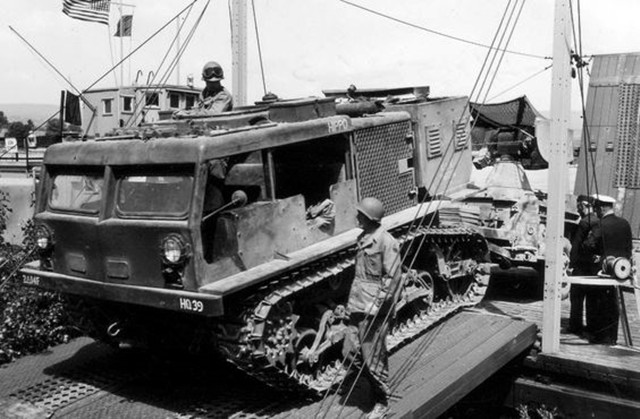 炮兵的快乐车二战m4高速重型火炮牵引车