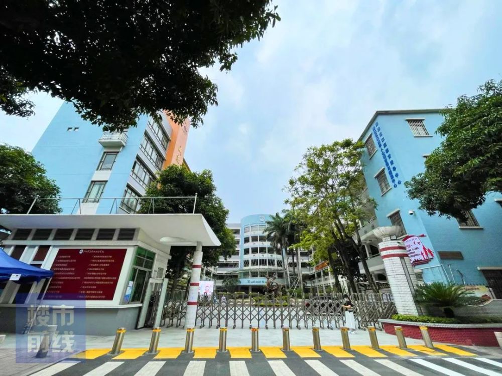 现有的招生方案,楼盘地段有可能划分到昌岗中路小学或汇源大街小学,小