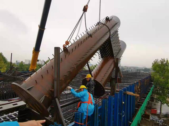 莱荣高铁首座系杆拱桥在乳山市完成