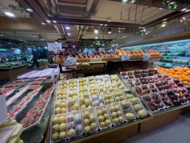 家乐福：北京门店今晚延长营业时间，蔬菜按平时3倍以上备货