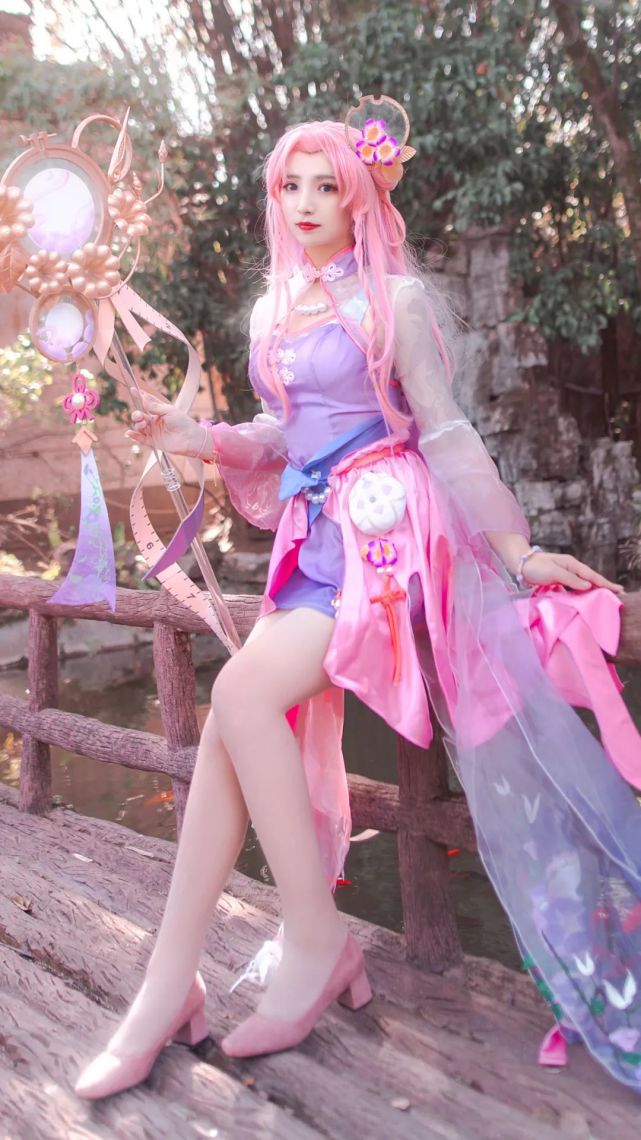 cos:王者荣耀王昭君乞巧织情cos正片四娘