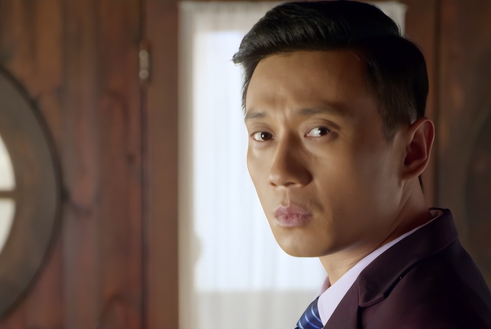 才播2集收视率直逼特战荣耀傅程鹏谍战大剧凭啥这么狠