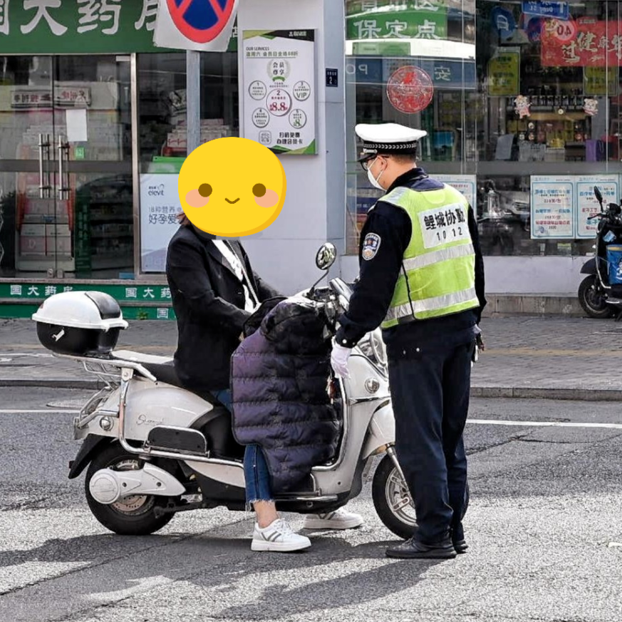 重點整治電動自行車闖紅燈,逆向行駛,不戴安全頭盔及殭屍車,非法改裝