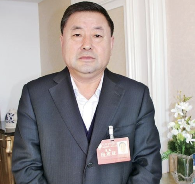 巴彦淖尔张世民逆袭人生43岁辞职下海现身家30亿