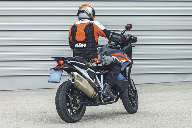 "大野驴"的新版本?ktm 1290 adv r运动版曝光