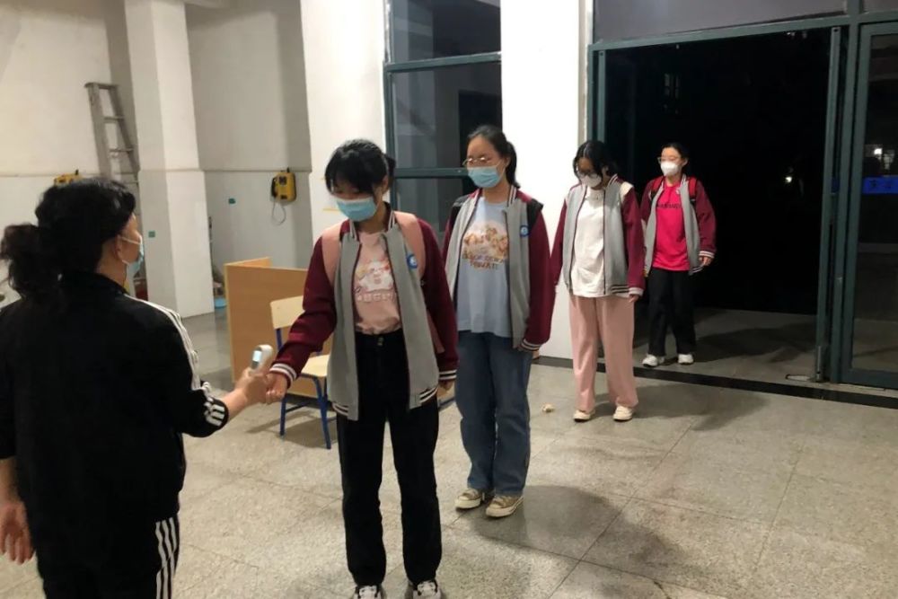 淮南二中高三闭环学习生活剪影_腾讯新闻