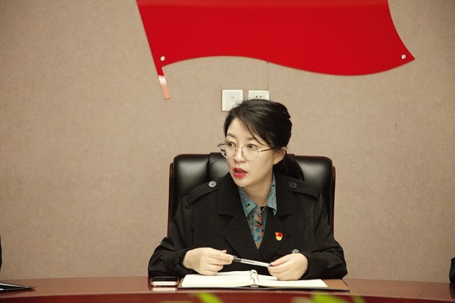 最美新时代政法英模张颖当一次先进就准备好做一辈子标杆