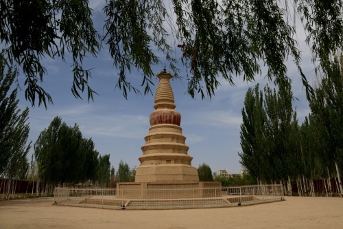 甘肃敦煌白马塔景区恢复对外开放