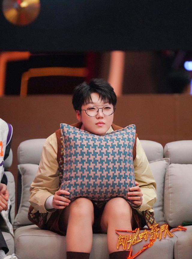 闪光的乐队王靖雯总能给歌迷带来不一样的惊喜