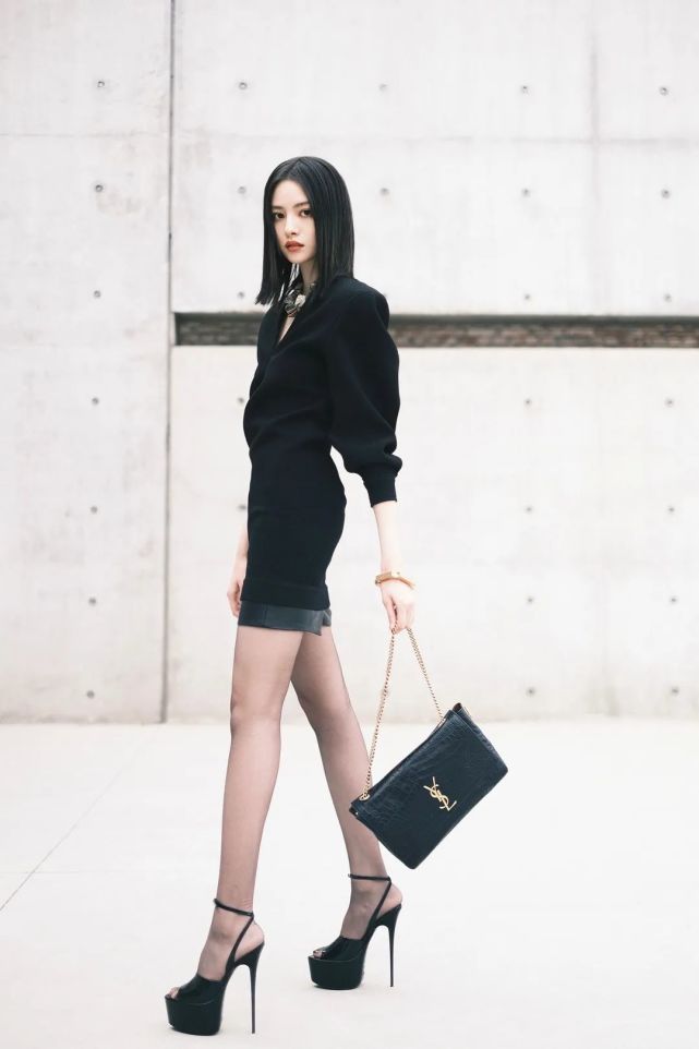 张艺上|率性街拍上线,在热爱中释放真我