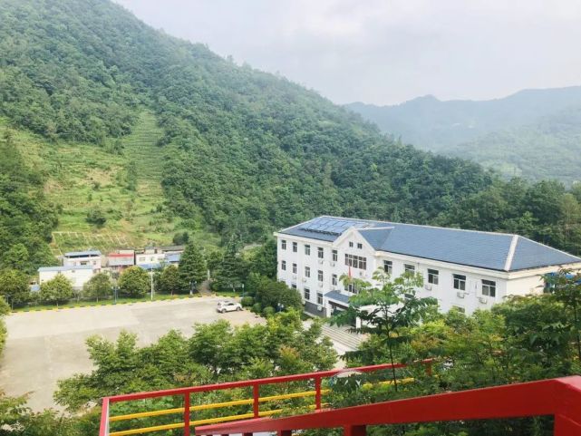 【党群综合】双河站积极开展第34个爱国卫生月活动-绿色生活,打造和谐