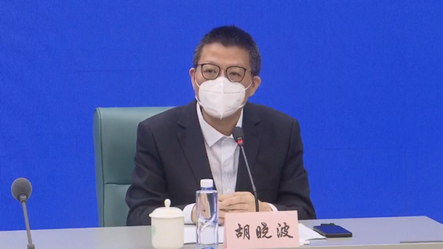 胡晓波表示,从4月22日起全市开展社会面清零攻坚九大行动,其中检测