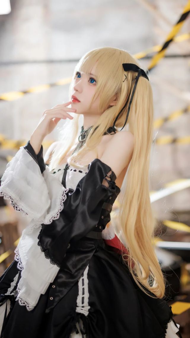 cos:死或生玛丽罗斯cos正片@花柒