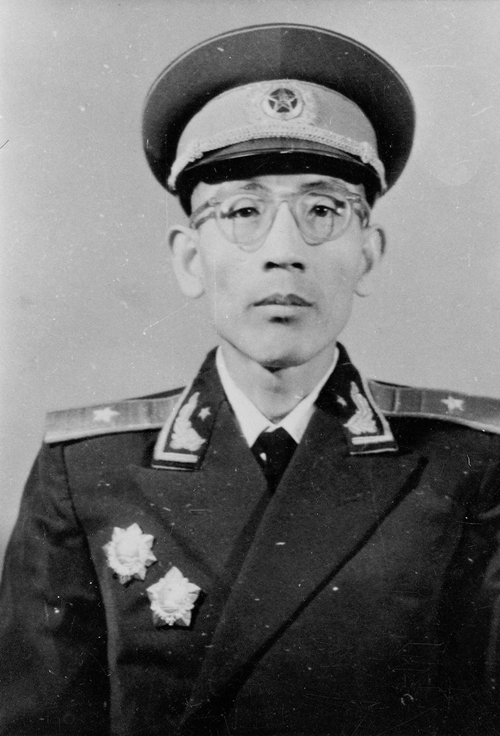 这两人都叫刘春,一人是部长,一人为开国少将_腾讯新闻