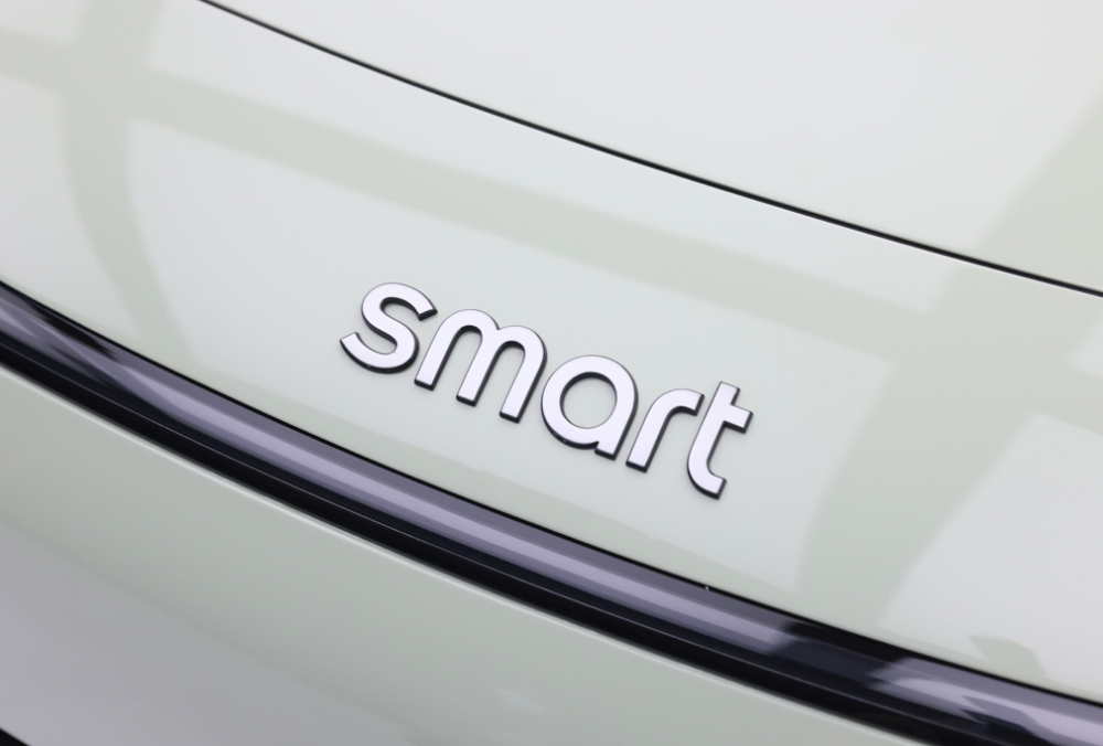 奔驰设计吉利提供技术smart精灵1预售19万起贵不贵