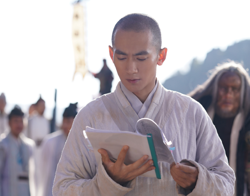 从鹿鼎记演到且试天下张天阳告诉你大红还需靠运气