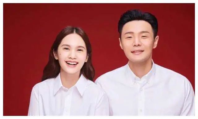 聚少離多的李榮浩楊丞琳000758中色股份