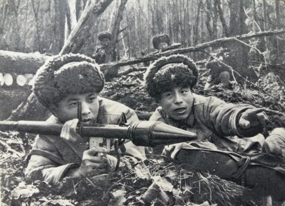 1969年铁列克提事件苏军报珍宝岛战役血仇我军巡逻队惨死边疆
