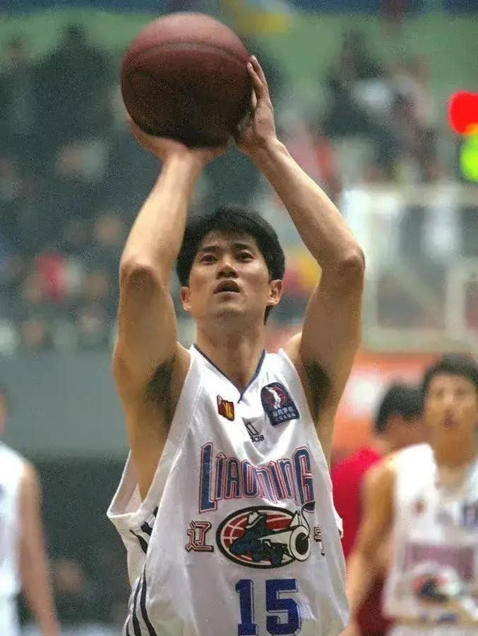 cba四个新消息,辽篮名宿李晓勇:我看到辽宁男篮的未来_腾讯新闻