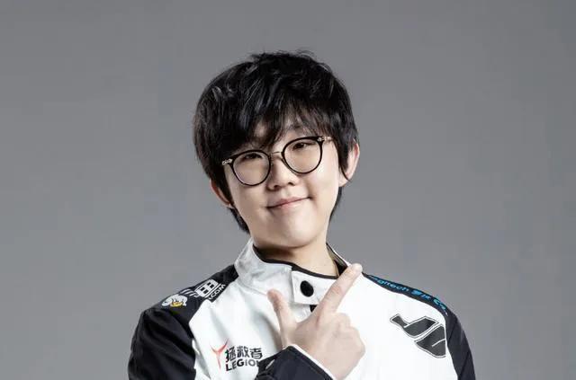 imp再爆猛料:s5输掉世界赛原因在于那一局有演员