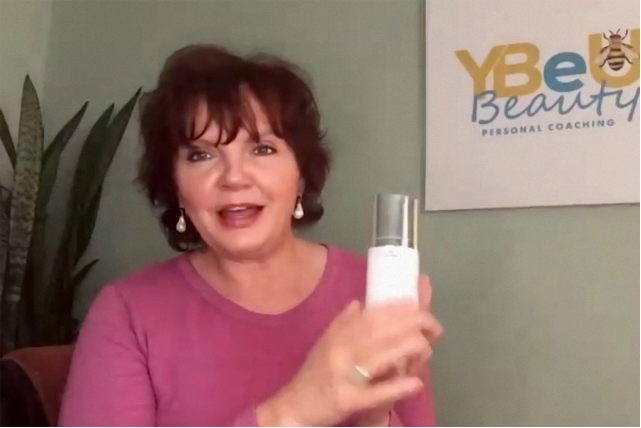 从黑监狱走出的酷刑女王想靠微商洗白