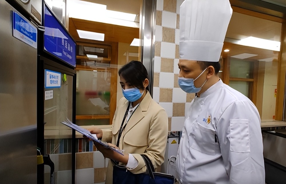 重庆互联网明厨亮灶打造校园阳光食堂