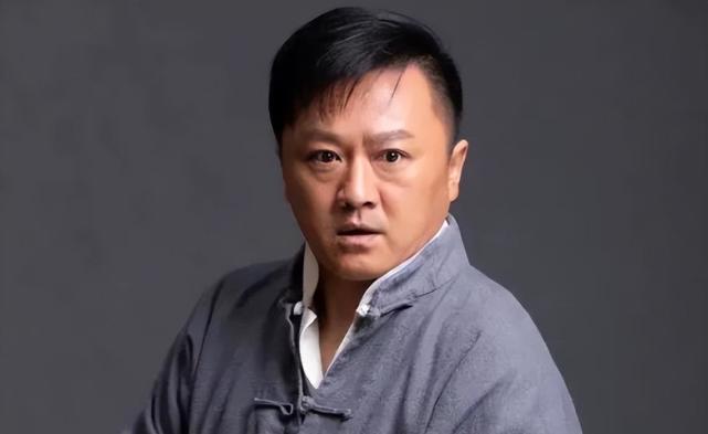 演员薛亦伦后悔演还珠格格小凳子网友真把自己当回事