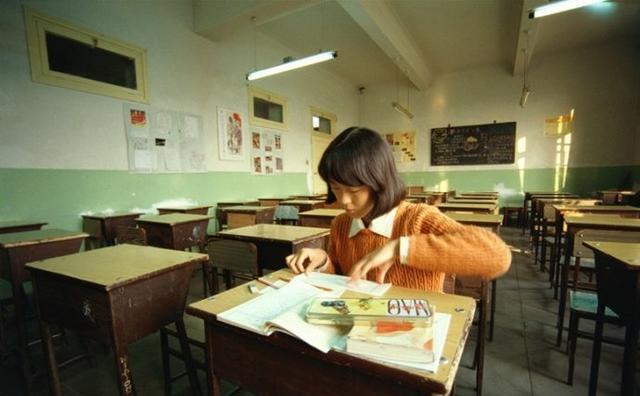 1979年北京成珍贵来照片，据说这组中学生老照片看懂的人都哭了……