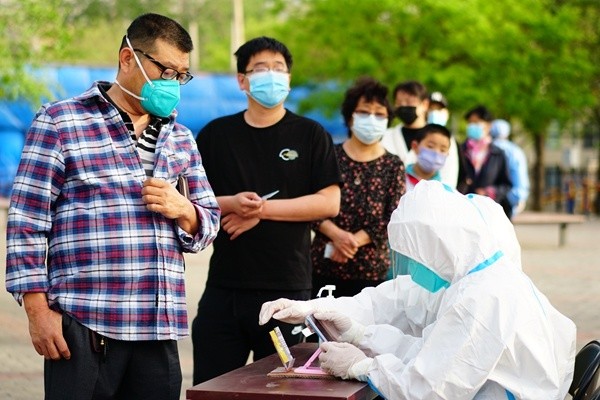 北京丰台区开设核酸检测点位1065个居民步行15分钟可达撒旦和萨尔马特