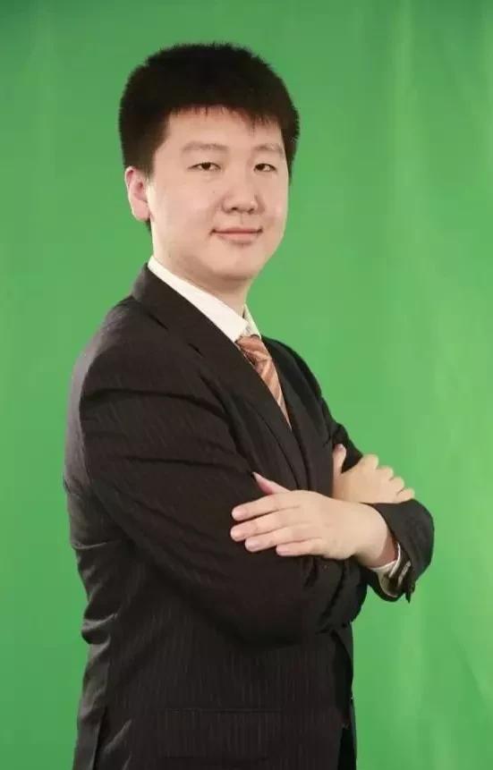 象棋界鲜明对比的两个人曹岩磊和谢靖