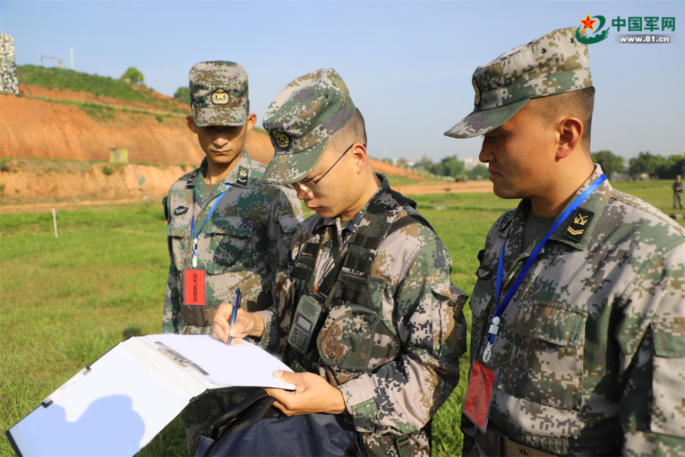 东部战区新闻发言人就美“桑普森”号导弹驱逐舰过航台湾海峡发表谈话