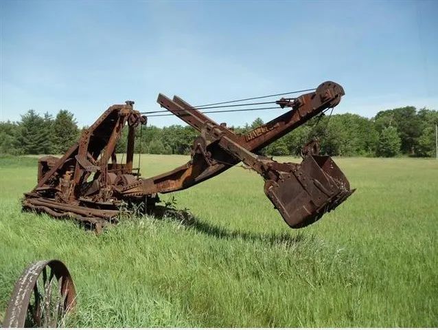 运河开挖工程1835年前后,美国人威廉61奥蒂斯研制的蒸汽挖掘机,成为