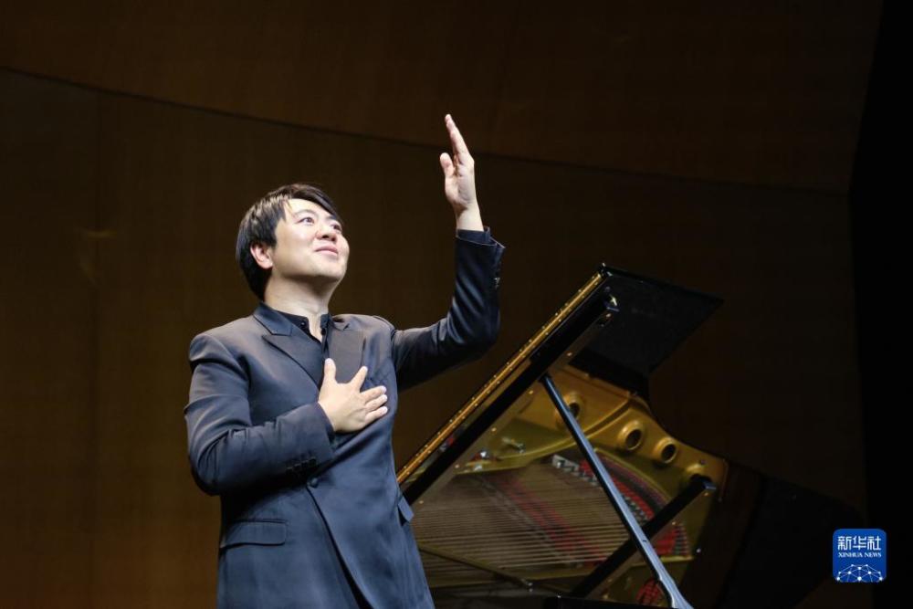 郎朗钢琴音乐会在西班牙上演高清组图