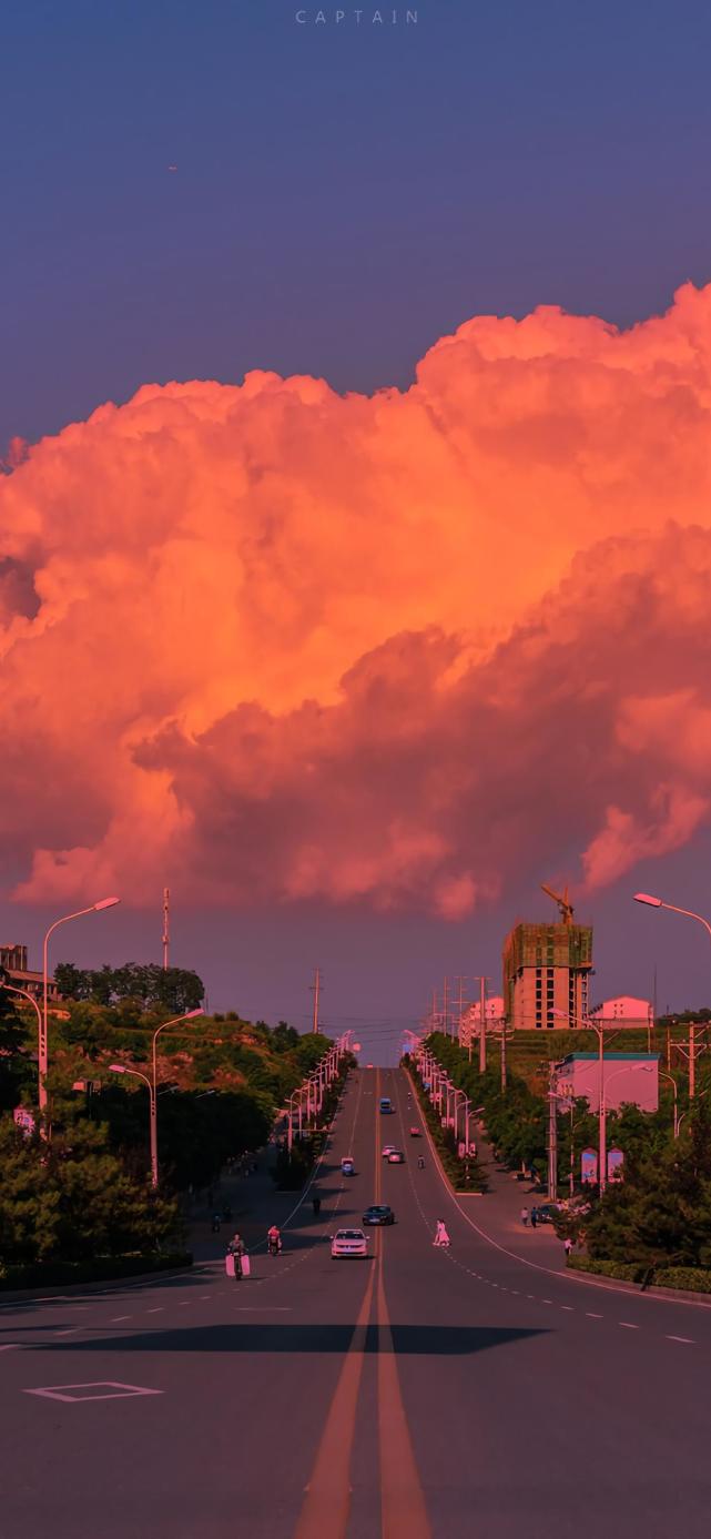 emo文案手掌就那么大握不住的东西实在太多了