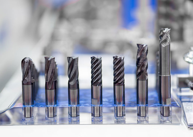 常用于加工中心和铣床的切削工具,其中最具代表的就是被称为万能刀具
