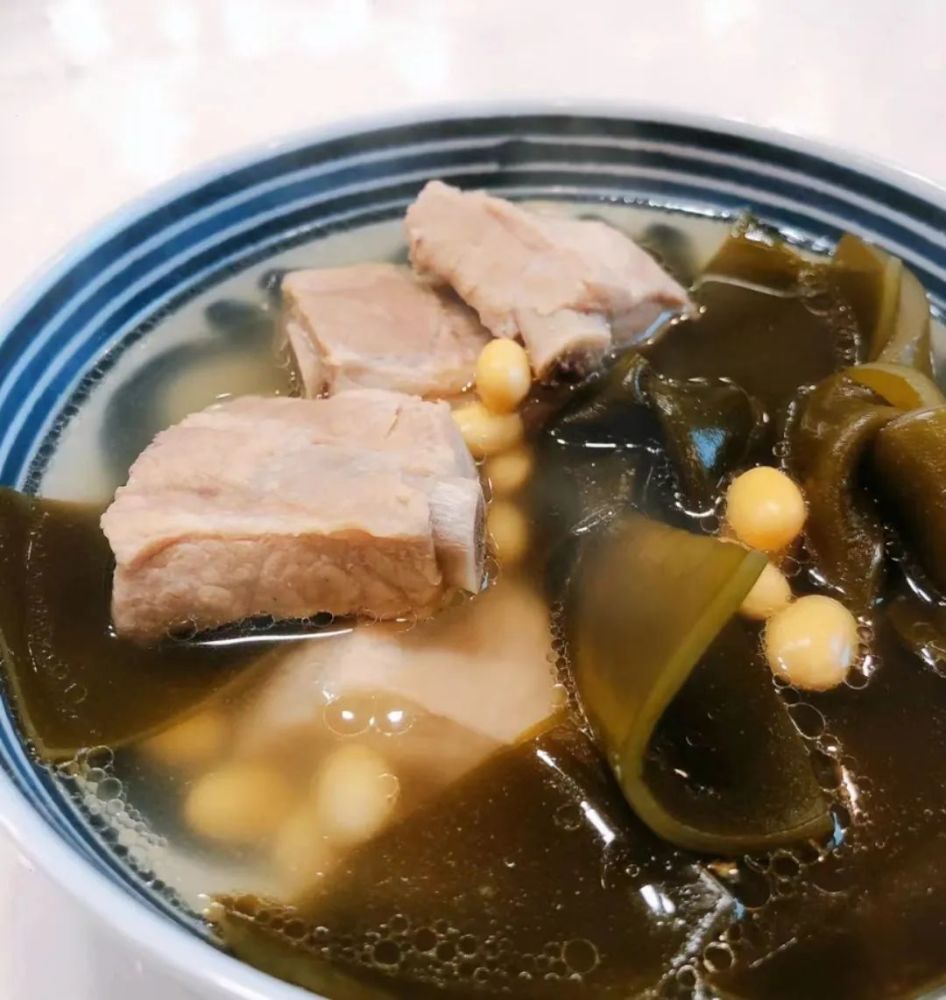 海带黄豆排骨汤(海带黄豆排骨汤的功效)