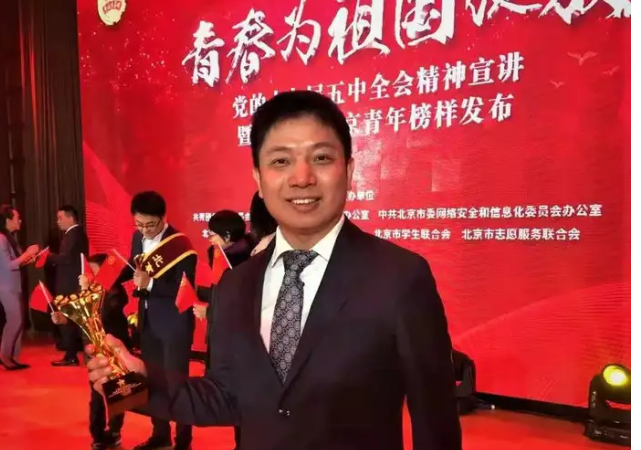 从社区中医师到国家级防控专家，他做对了什么？_腾讯新闻
