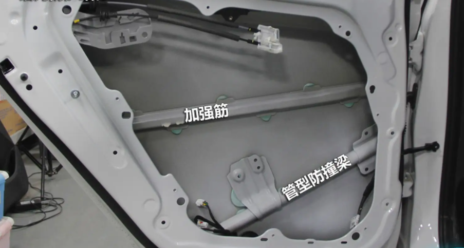 a级车减配车门防撞梁,对安全性的影响大吗?_腾讯新闻