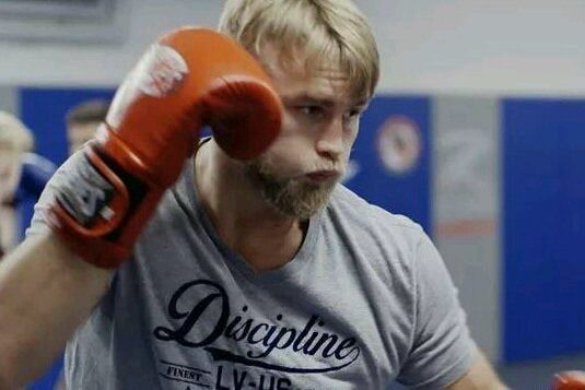 亚历山大-古斯塔夫森是未来最有潜力统治ufc轻重量级的人物.