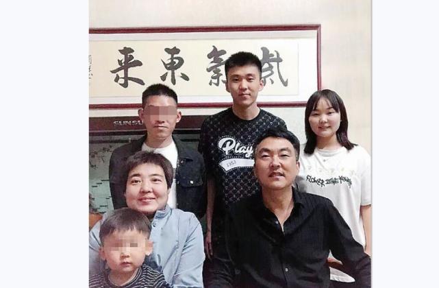 "杨伯伯,我找到工作了,即将开始新生活.