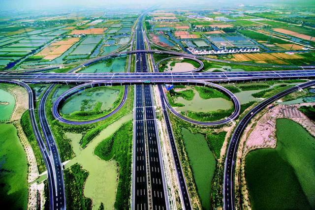 首单央企高速公路reits今日在上交所上市