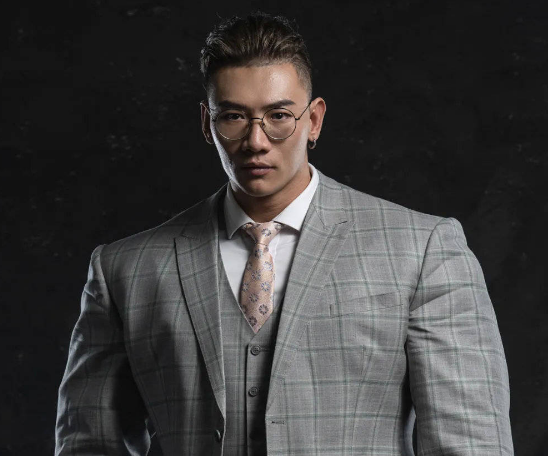 鹿晨辉创办的"鹿家门"是集比赛,培养新生代为体的团体,为健美运动的