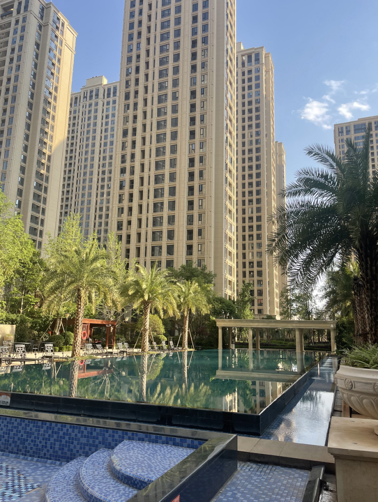 昆明绿城春江明月历经三年停工终交付