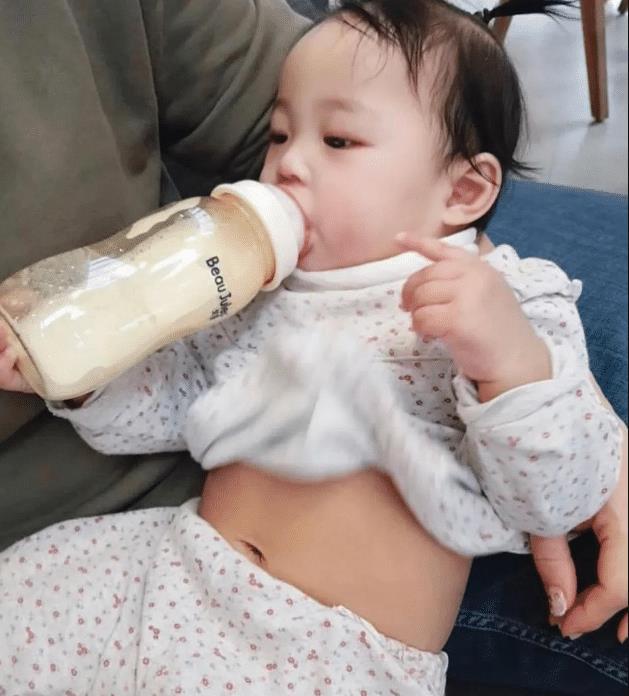 韩国郑仁案:女童被领养后坠入炼狱,养父母虐待其视频有800多个