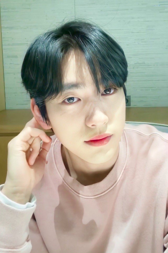 got7成员朴珍荣成为新剧《魔女》主人公,女主角选定为卢正义