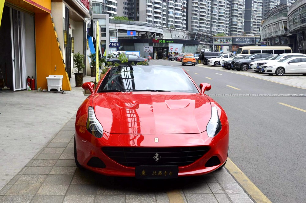 在成都租法拉利多少钱一天?_腾讯新闻