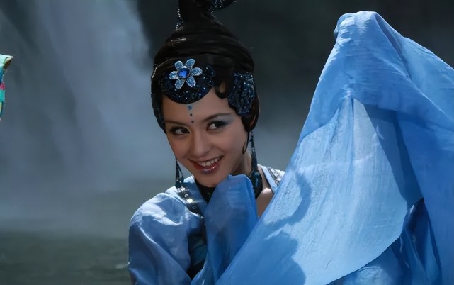 长得像宁静,出道18年从不缺女主角演,可就是红不起来