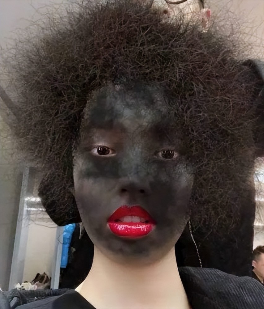 丑头套的杀伤力:男演员个个五边形脸,杨洋被扯得卧蚕都消失了_腾讯