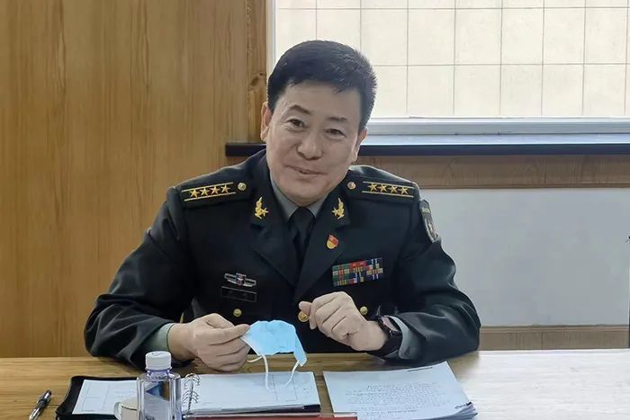 市委常委军分区司令员张利到辽阳县调研企业经营情况